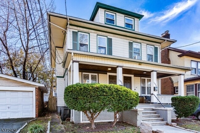 Building Photo - 1054 Hunterdon St