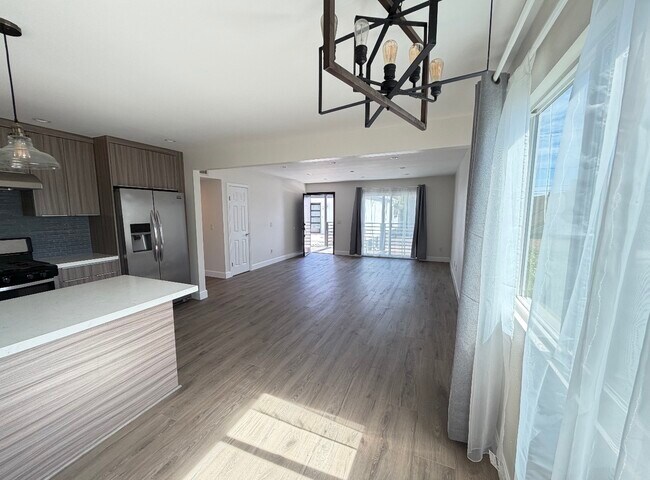 Foto del edificio - 733 Alabama St