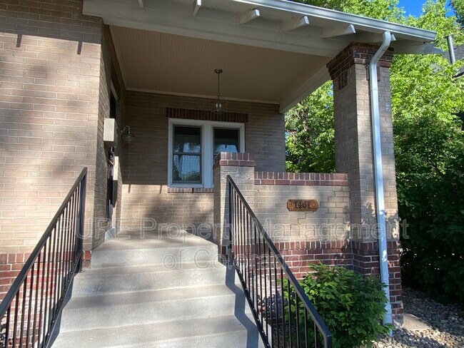 Foto del edificio - 1461 N Raleigh St