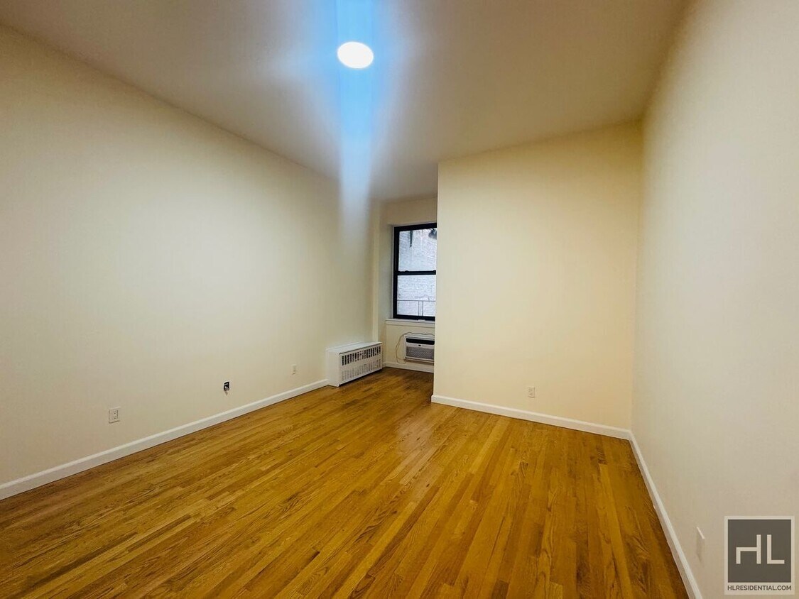 Foto principal - East 91st Street