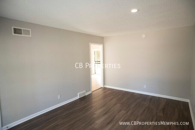 Building Photo - 3576 W Big Bend Dr