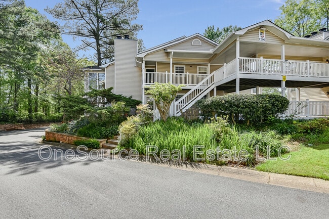 Photo - 1210 Augusta Dr Apartment