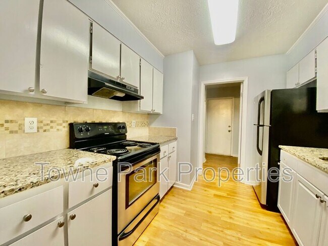 Foto del edificio - 3309 McDonald St