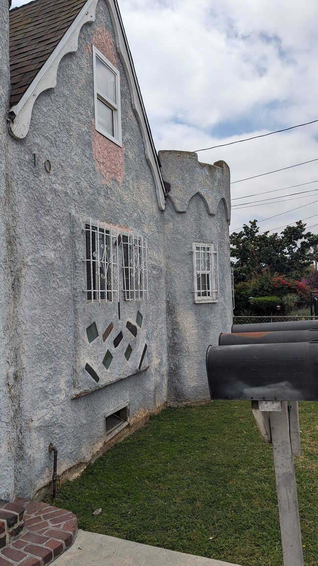 Foto del edificio - 1008 N Willow Ave