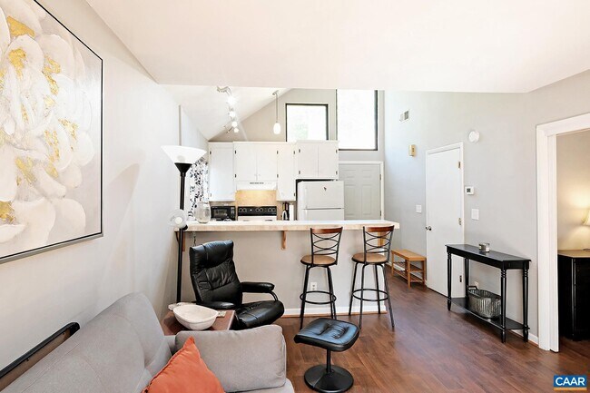 Foto del edificio - 1210 Chatham Ridge