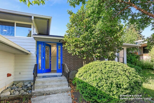 Foto del edificio - 12219 SE 64th Pl