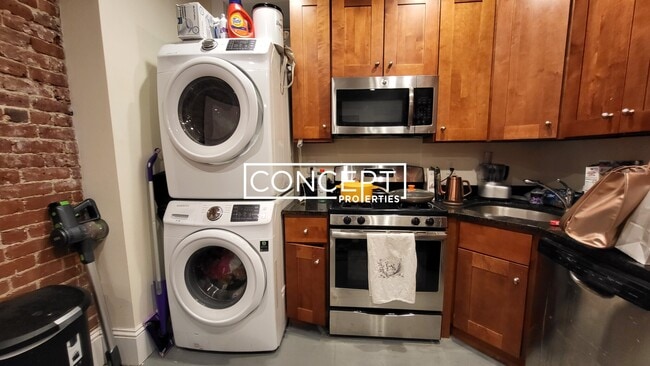 Building Photo - 38 High St