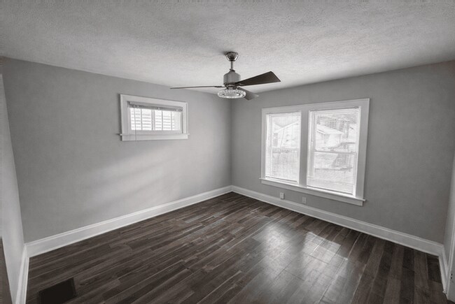 Foto del edificio - 1437 Manchester Ave