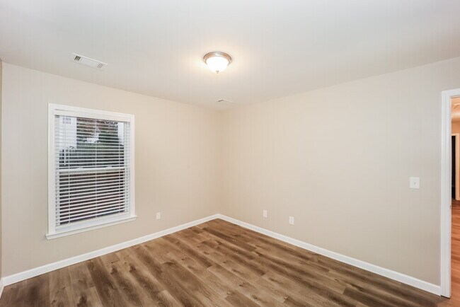 Foto del edificio - 7409 Gossamer St