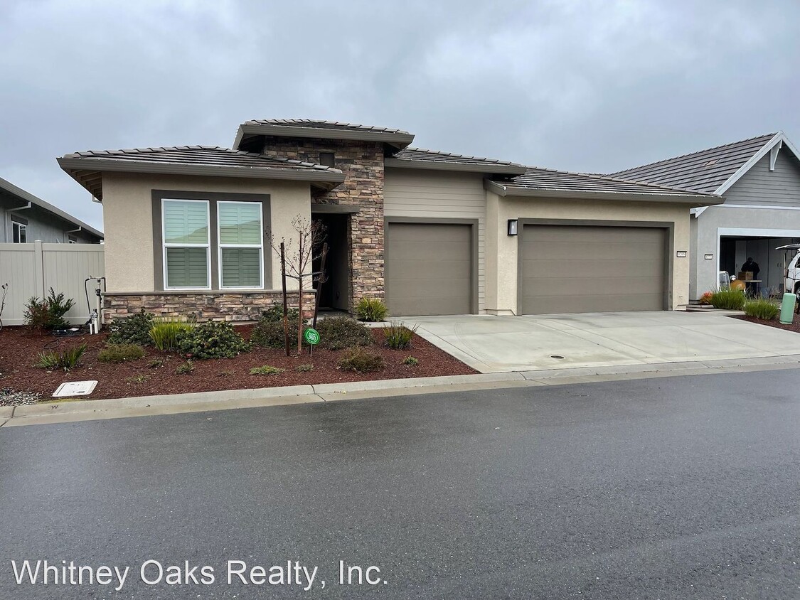 Foto principal - 3 br, 3.5 bath House - 6265 Element Lane