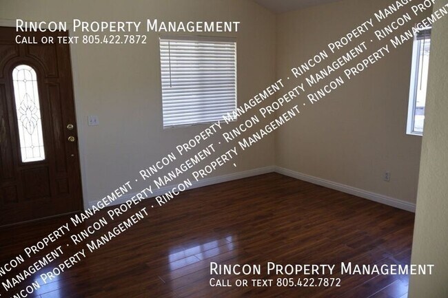 Foto del edificio - 225 Cinnamon Oak Ave