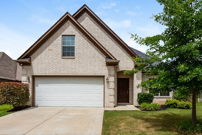 Building Photo - 7911 Ridgedale Dr