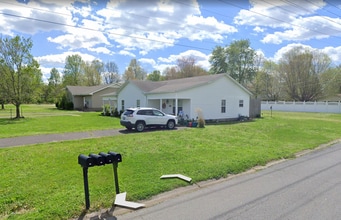 Building Photo - 53 Evelyn St