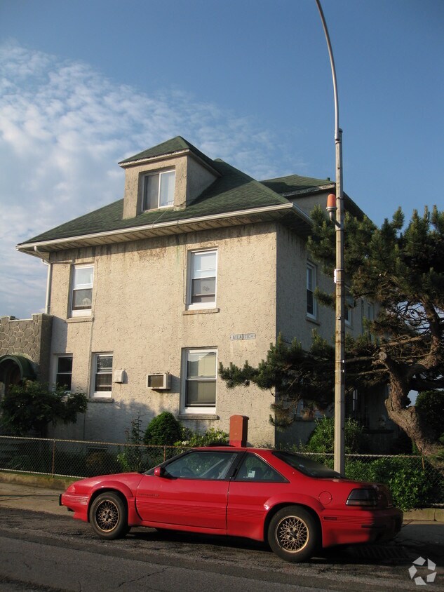 Building Photo - 3848 Atlantic Ave