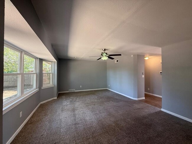 Building Photo - 2625 NW 51st St