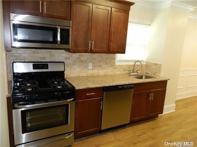 Foto del edificio - 10 Starks Pl