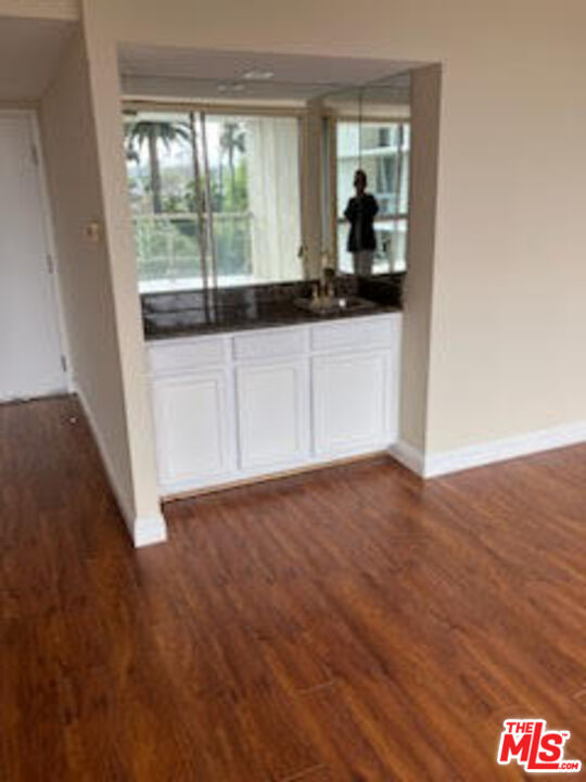 Building Photo - 201 Ocean Ave Ext