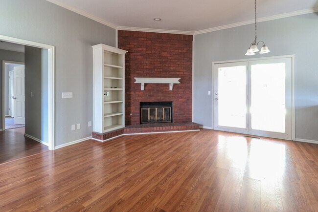 Foto del edificio - 904 Julies Trl