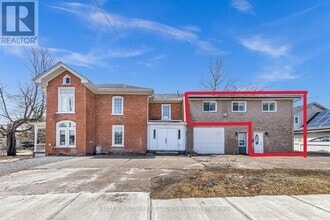 Building Photo - 52 Victoria Ave