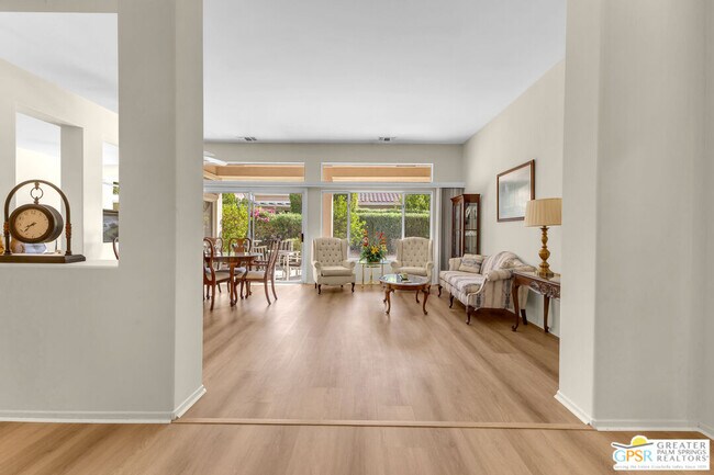 Building Photo - 37468 Westridge Ave