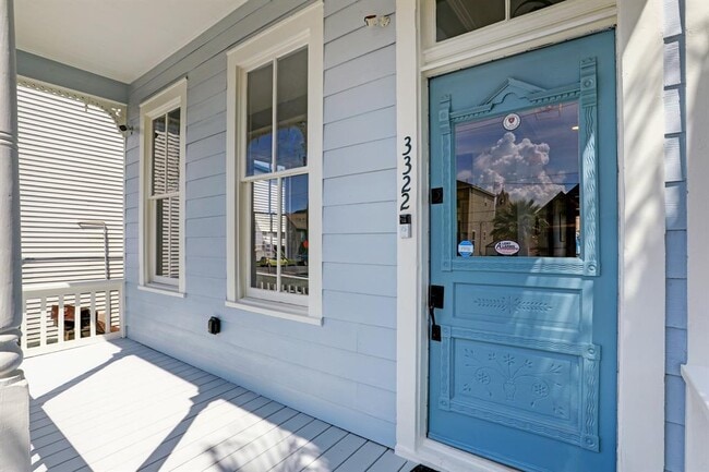 Building Photo - 3322 Sealy Ave