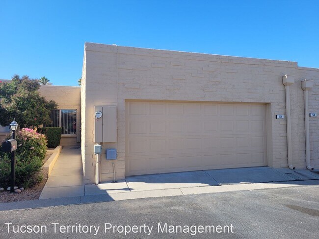 Building Photo - 2 br, 2 bath House - 536 E Savannah