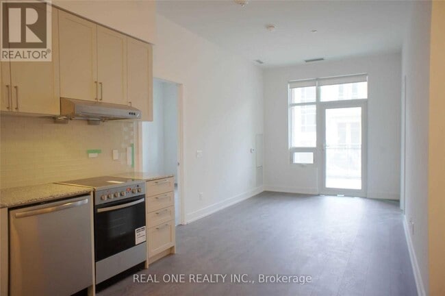 Building Photo - 268 Buchanan Dr