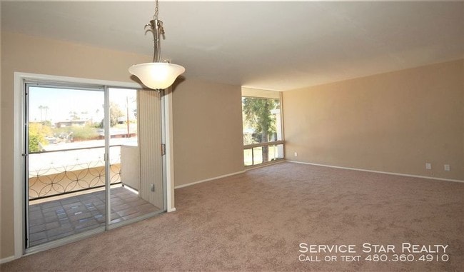 Building Photo - 3270 E Camelback Rd