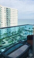 Building Photo - 4001S S Ocean Dr