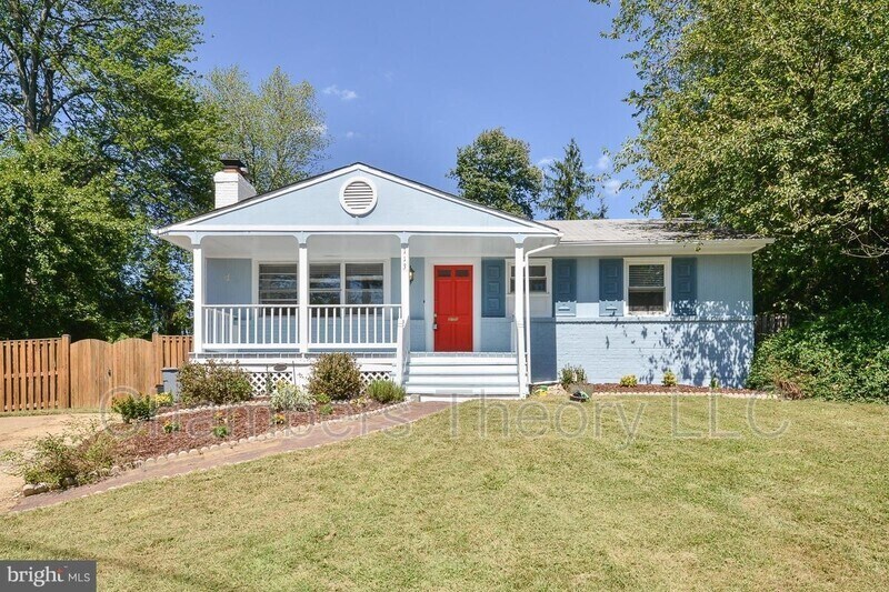 Primary Photo - 113 Hickory Cir SW