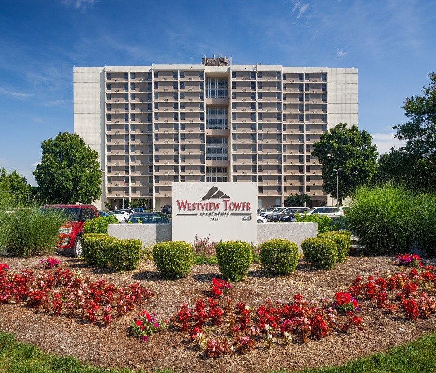 Primary Photo - Westview Tower