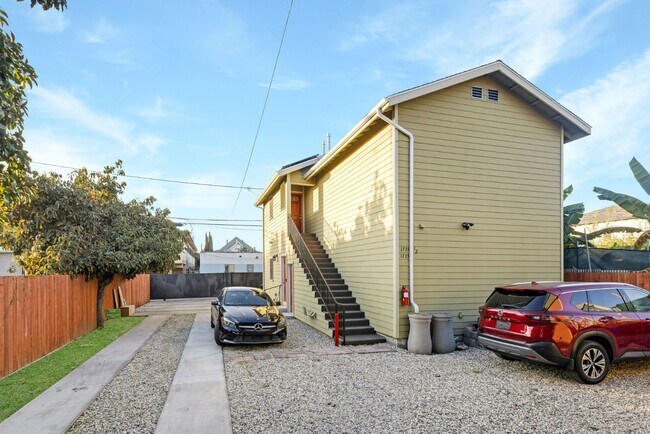 Foto del edificio - Brand New 2BR/2BA with Downtown LA Views in Historic Pico Union - First Time  on Market!