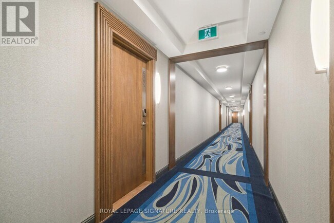 Building Photo - 301 Sea Ray Ave