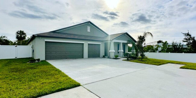 Photo - 376 Rain Berry Ave House