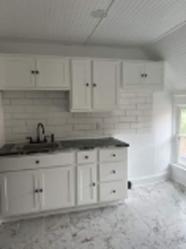 Building Photo - 71 N Brandywine Ave