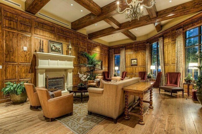 Foto del edificio - 7175 E Camelback Rd