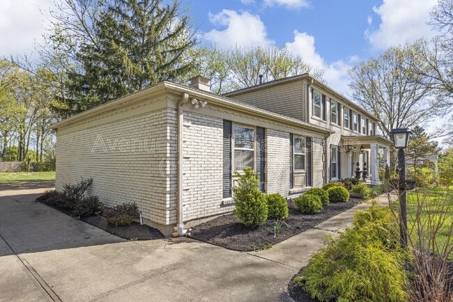 Foto del edificio - 15997 Trowbridge Rd