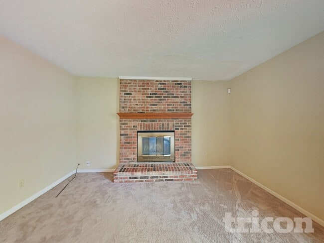 Building Photo - 3708 W 42nd Terrace