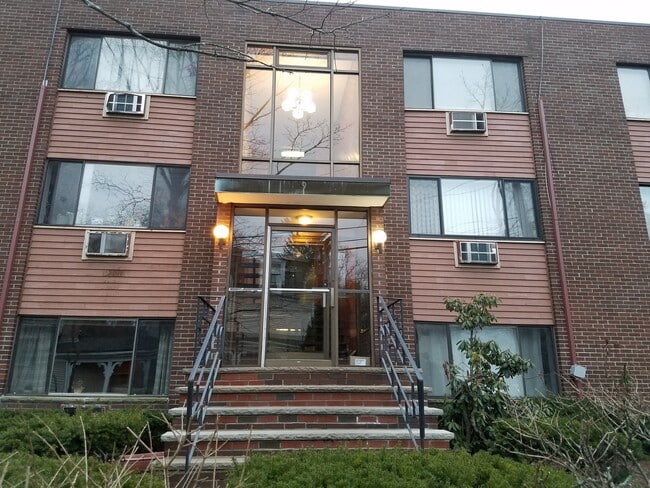 Building Photo - 9 Ryder St
