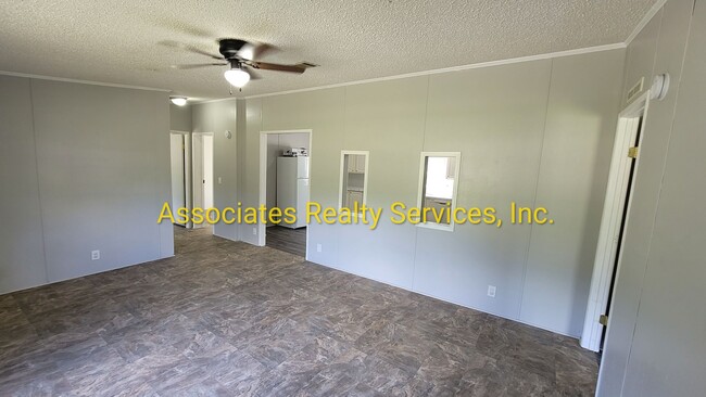 Foto del edificio - Secluded Home in the Country!!!- COMING SOON!