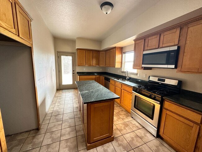 Foto del edificio - 4136 Tierra Venado Dr