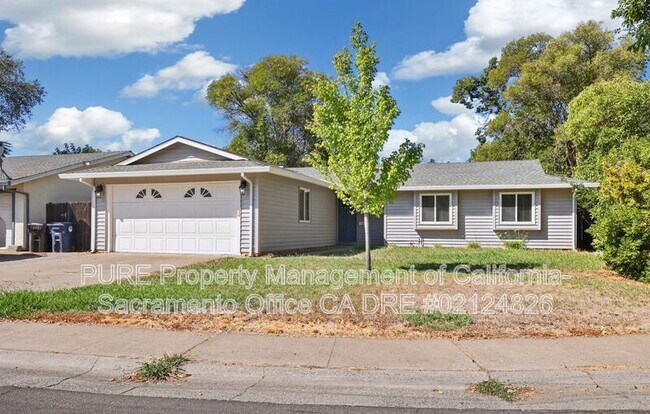 Foto del edificio - 2114 Pinetree Ct