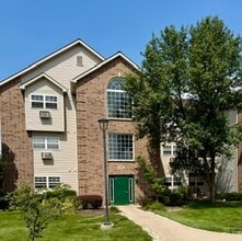 Building Photo - 510 Cunat Blvd