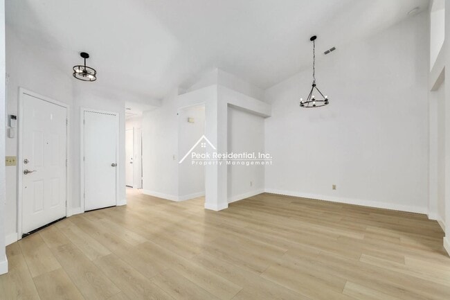 Building Photo - Wonderful Sacramento 4bd/2ba Home!