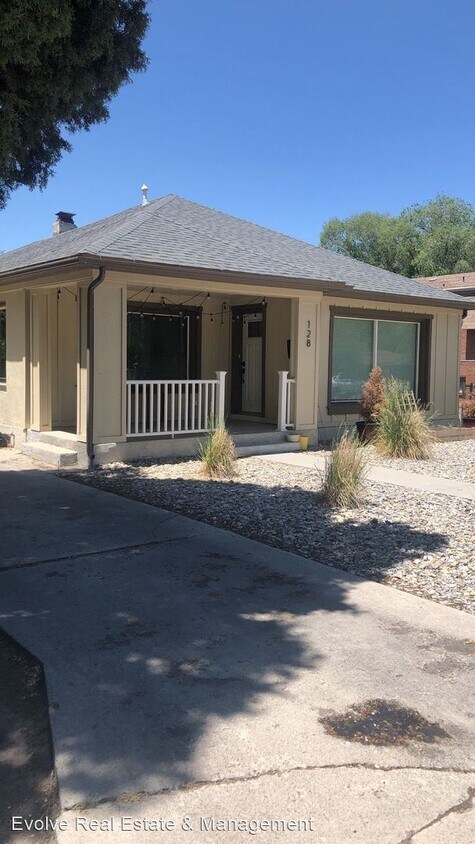 Primary Photo - 3 br, 2 bath House - 128 S 700 E