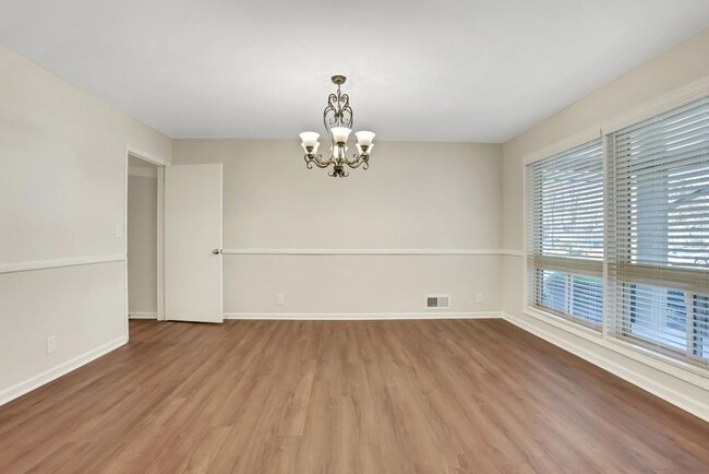 Building Photo - 1939 Cedar Canyon Dr NE