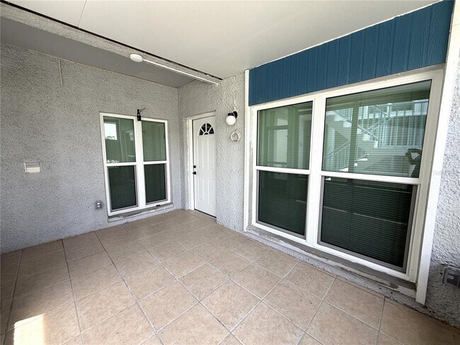 Building Photo - 179 Medallion Blvd