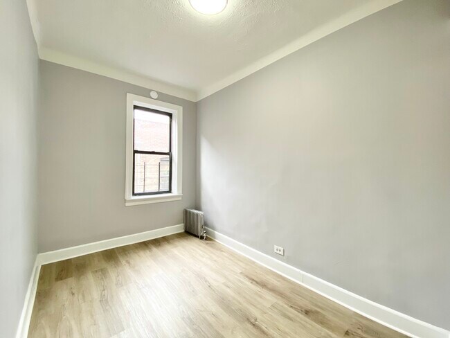 Foto del edificio - 1071 St Nicholas Ave