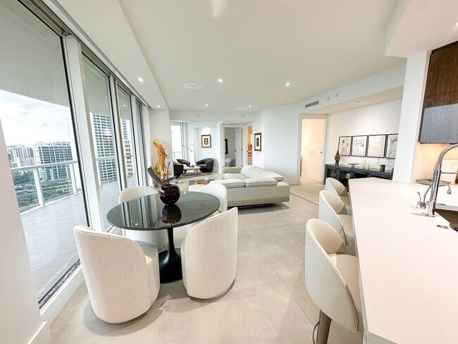 Foto del edificio - 2700 N Ocean Dr
