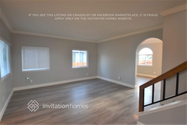 Foto del edificio - 1070 Silk Oak Dr